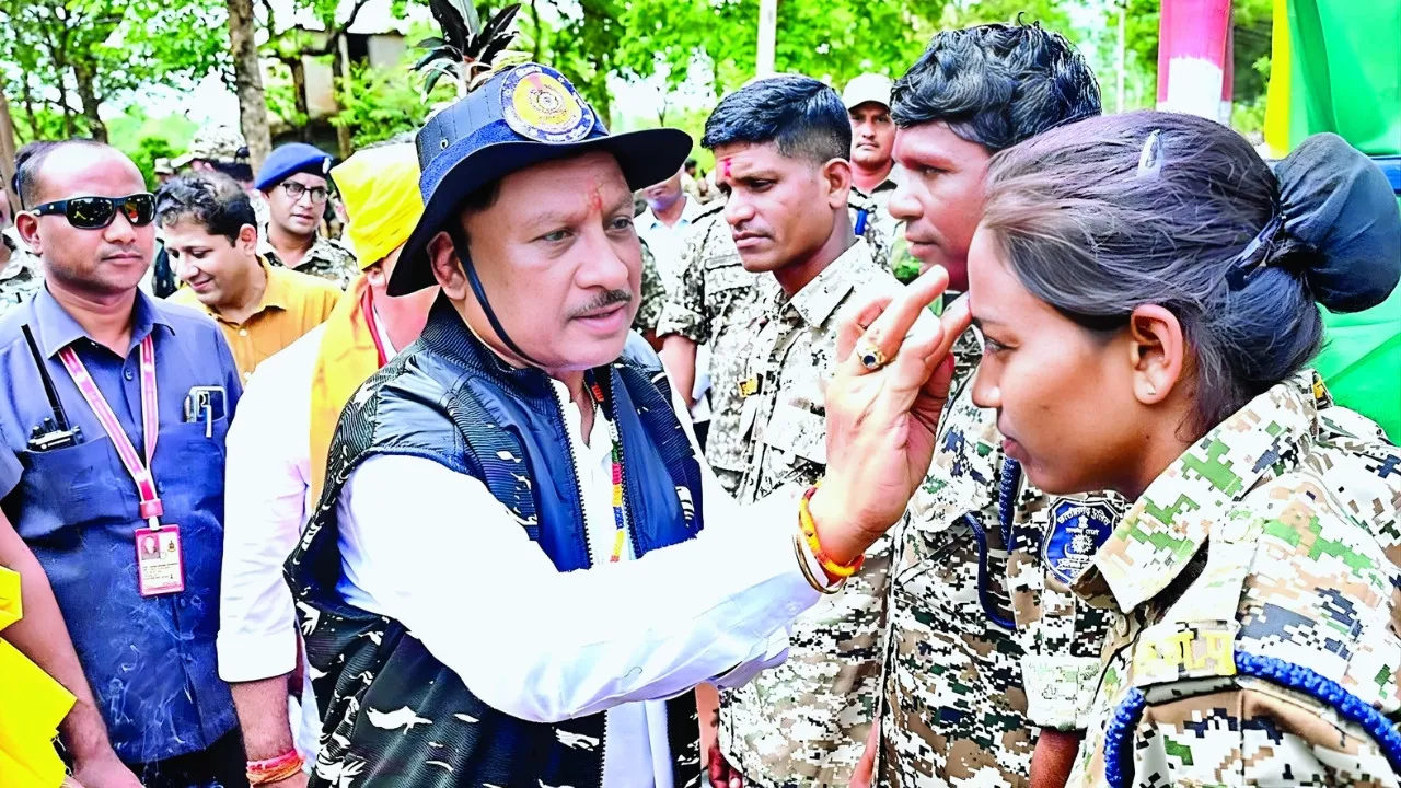 chhattisgarh-vikas-25-year-cm-vishnudev-sai-bastar-vikas-swasthya-bijli