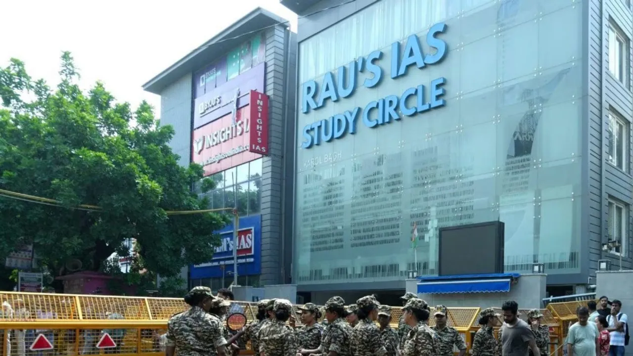Raus-IAS-study-Circle-Karol-Bagh