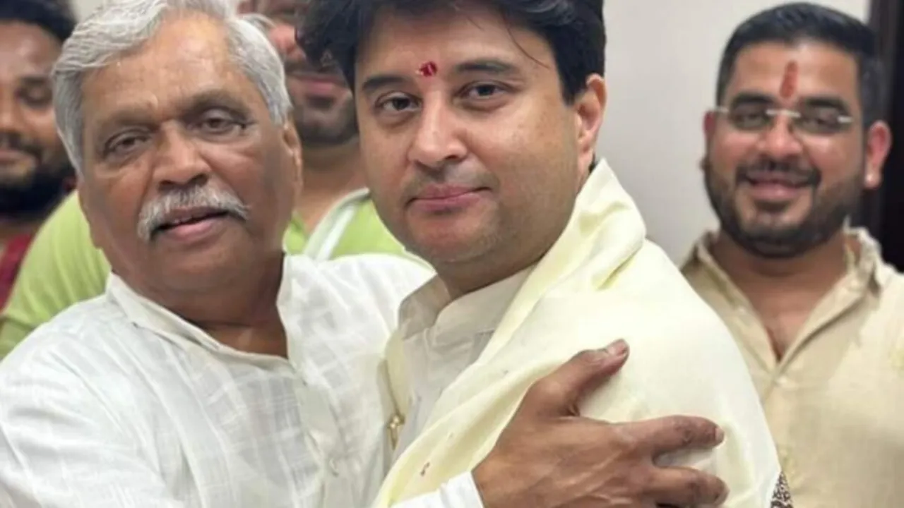 केंद्रीय मंत्री ज्योतिरादित्य सिंधिया