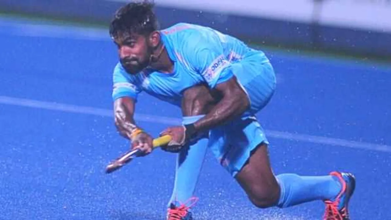 सपना पूरा: मिडफील्डर सुमित ने दिवंगत मां के झुमके का लॉकेट बनवाया था, इसे ही आशीर्वाद माना 