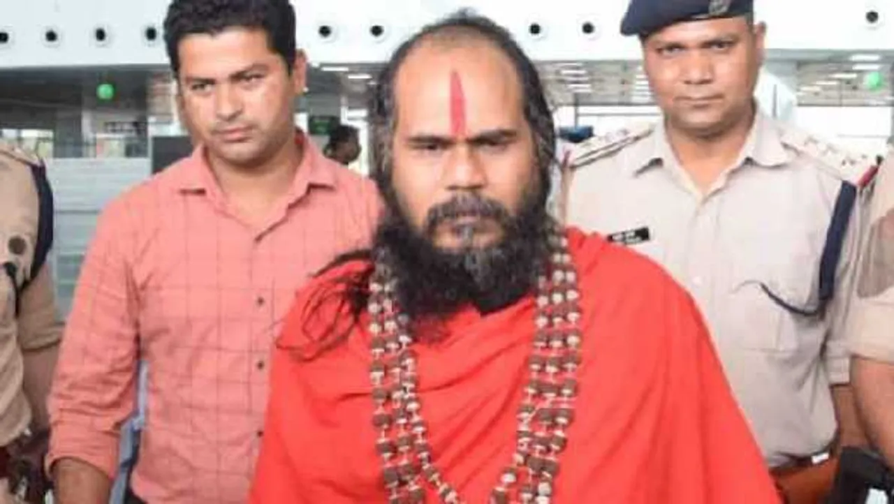 मिर्ची बाबा को मिली धमकी: बोला- ग्वालियर आना छोड़ दो, नहीं तो बम से उड़वा दूंगा