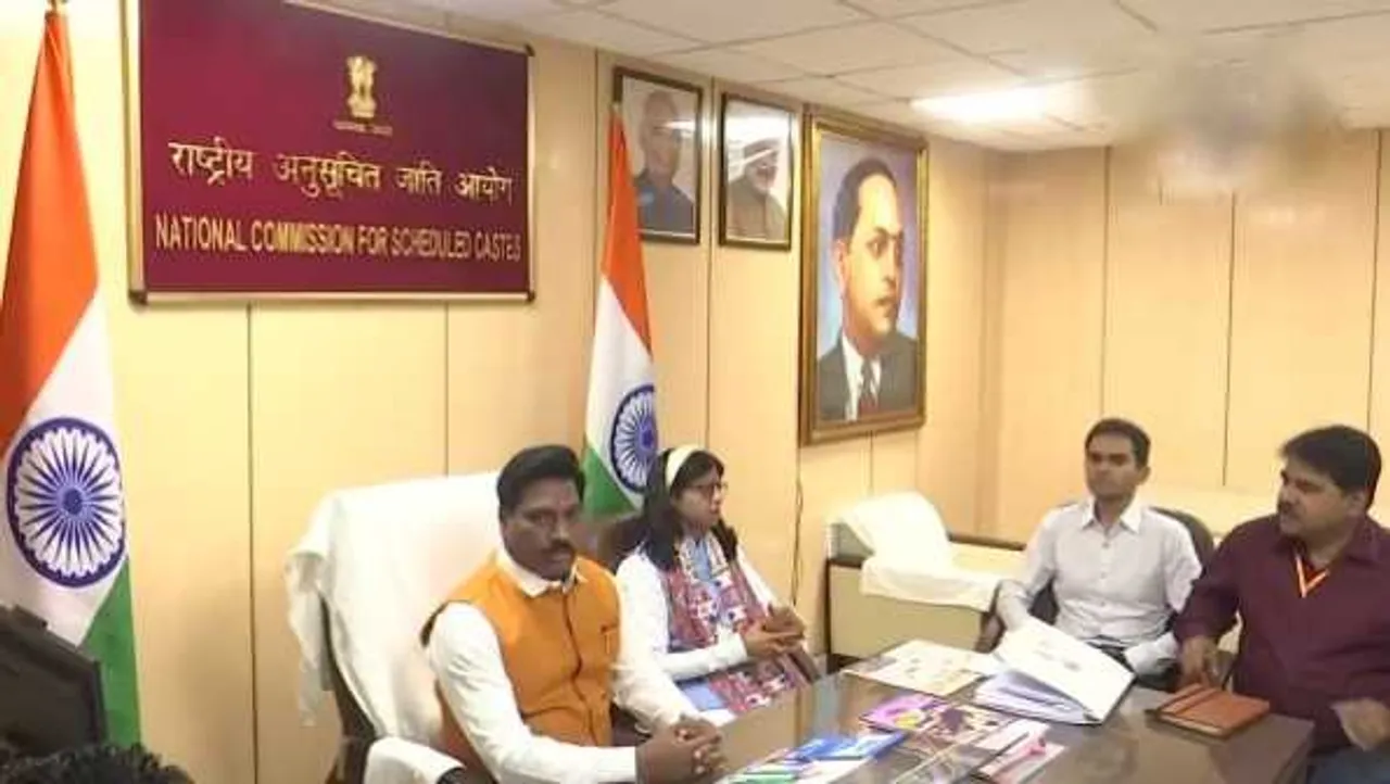 दिल्ली: समीर वानखेड़े SC-ST आयोग पहुंचे, तलाक समेत कई डॉक्यूमेंट्स जमा कराए