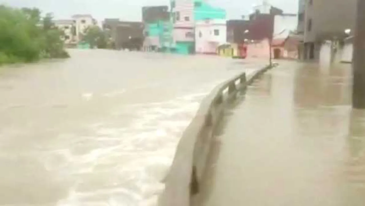 मॉनसून मेहरबान: MP के 5 जिलों में भारी बारिश का रेड और 15 जिलों में ऑरेंज अलर्ट