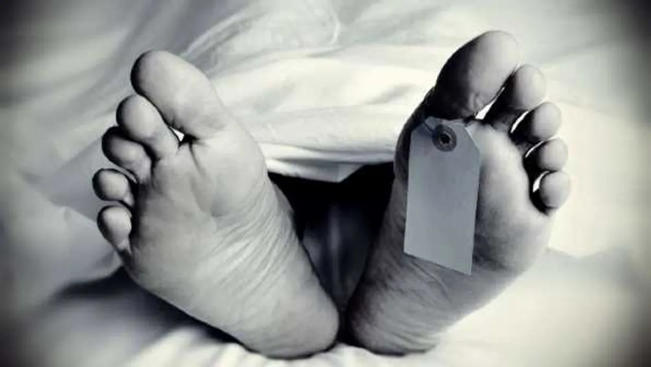 अवैध संबंधों के शक में वारदात: जबलपुर में पत्नी को कुल्हाड़ी से काटकर थाने पहुंचा पति  