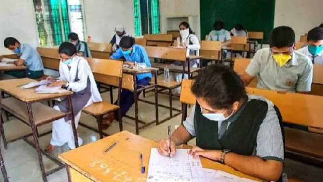 CBSE की नई गाइडलाइन: 9 नवंबर तक मिलेगा एडिमट कार्ड, पेपर पढ़ने के लिए 20 मिनट
