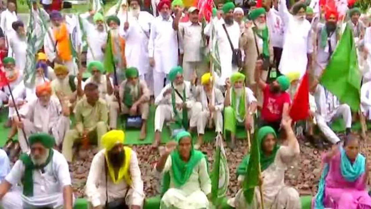 लखीमपुर जारी है: किसानों ने कई जगहों पर रेल रोकी, केंद्रीय मंत्री की बर्खास्तगी की मांग