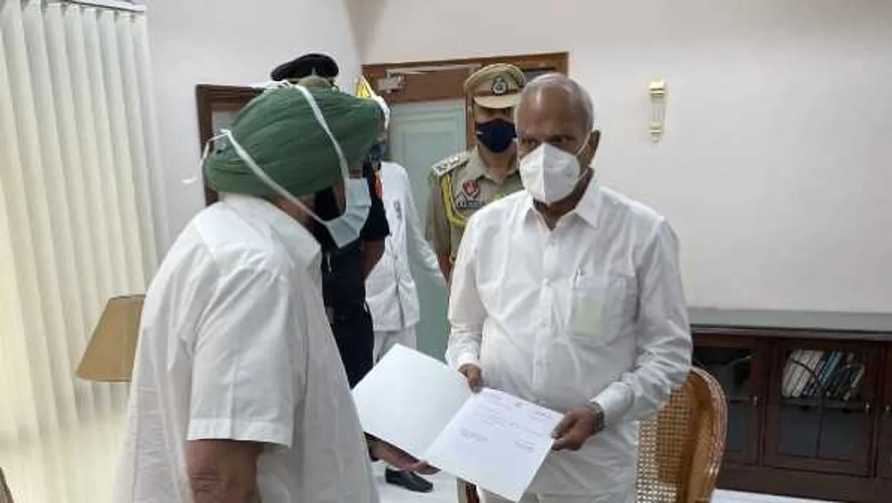 पंजाब: कैप्टन अमरिंदर सिंह ने CM पद से दिया इस्तीफा, बोले- अपमानित महसूस हो रहा था