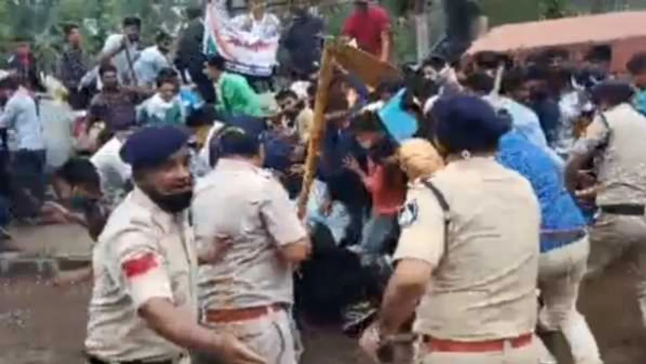 भोपाल में बेरोजगार युवाओं का प्रदर्शन: पुलिस ने दौड़ा-दौड़ा कर पीटा, बरसाईं लाठियां