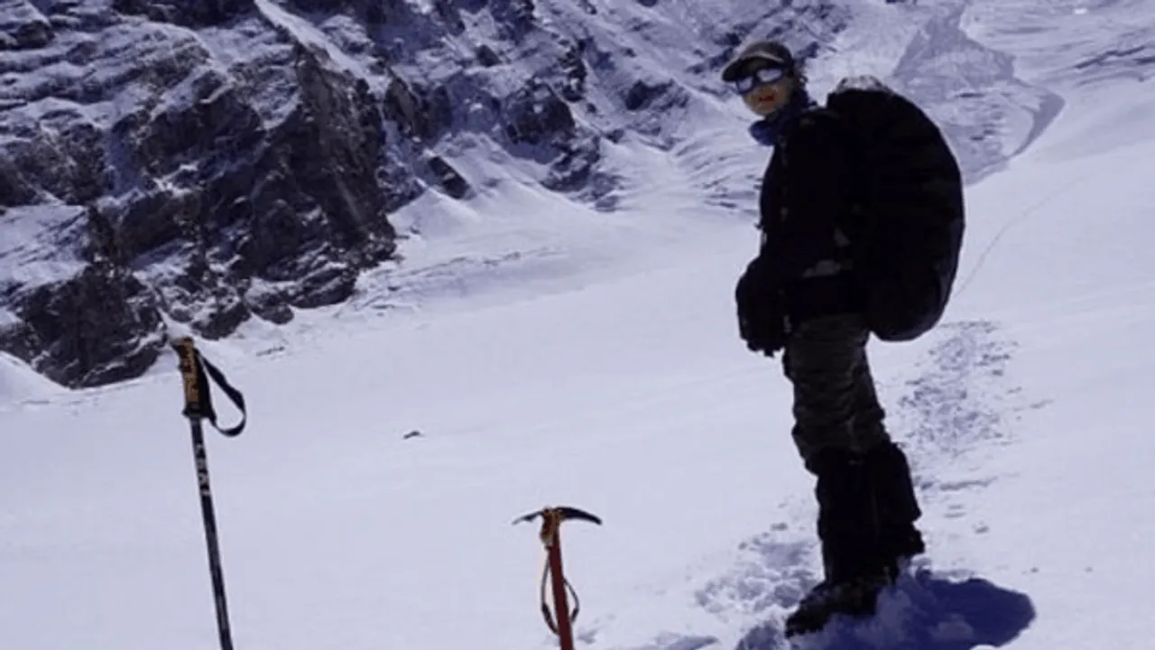 सपनों की उड़ान: नौकरी छोड़कर ट्रैकिंग को बनाया करियर, स्थानीय लोगों को रोजगार
