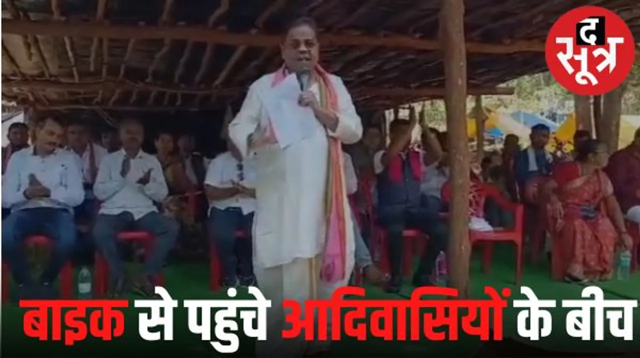 बीजापुर में जोगी के काफिले को रोका तो कार छोड़ बाइक से ही पहुंच गए आंदोलन कर रहे आदिवासियों के बीच, सीएम भूपेश पर लगाए आरोप