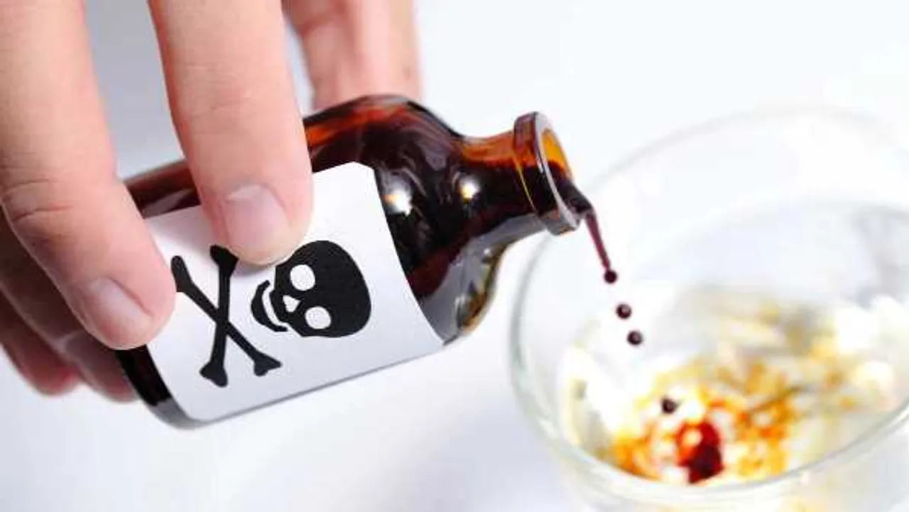 सौतेली मां का इतना सौतेलापन: 10 साल के बच्चे को जहर दिया, 18 लाख की FD थी वजह
