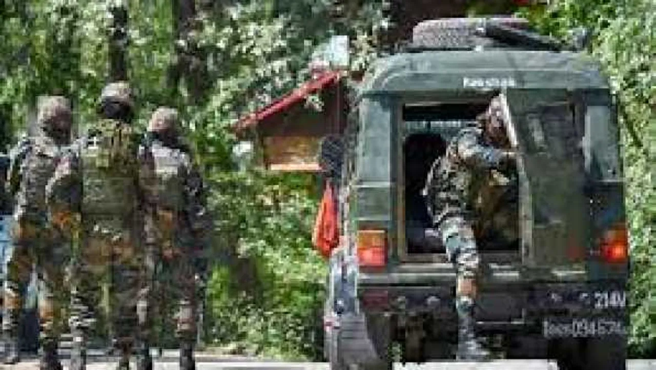J&K: पुंछ में आतंकियों से मुठभेड़, JCO समेत सेना के 5 जवान शहीद