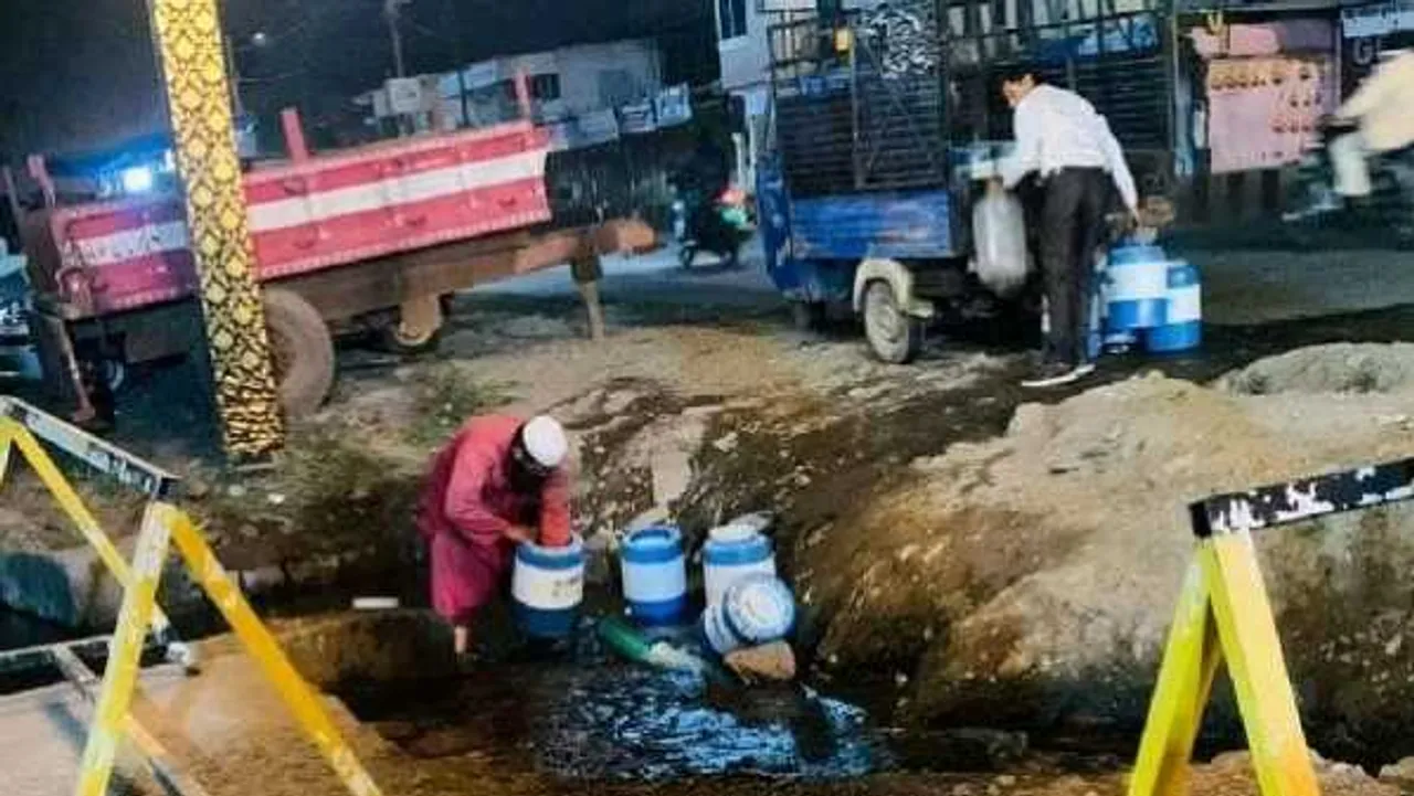 भोपाल में मिनरल वॉटर की सच्चाई: नाले से निकली लीक पाइप से भरा जा रहा पानी