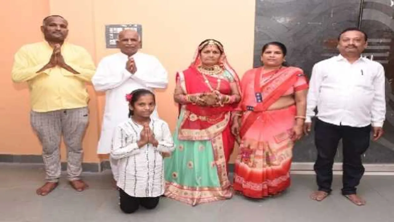 MP: सागर की अंगूरी देवी ने 65 साल की उम्र में त्यागा दांपत्य जीवन, जैन साध्वी बनेंगी 
