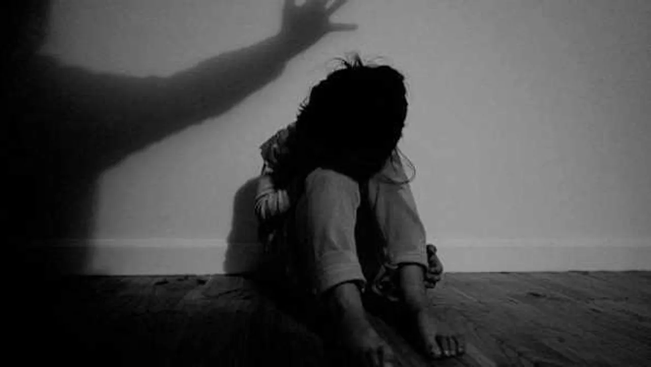 भोपाल: 84 साल के रिटायर्ड कर्मचारी ने 6 साल की बच्ची से की गंदी हरकत, इस तरह बची बच्ची