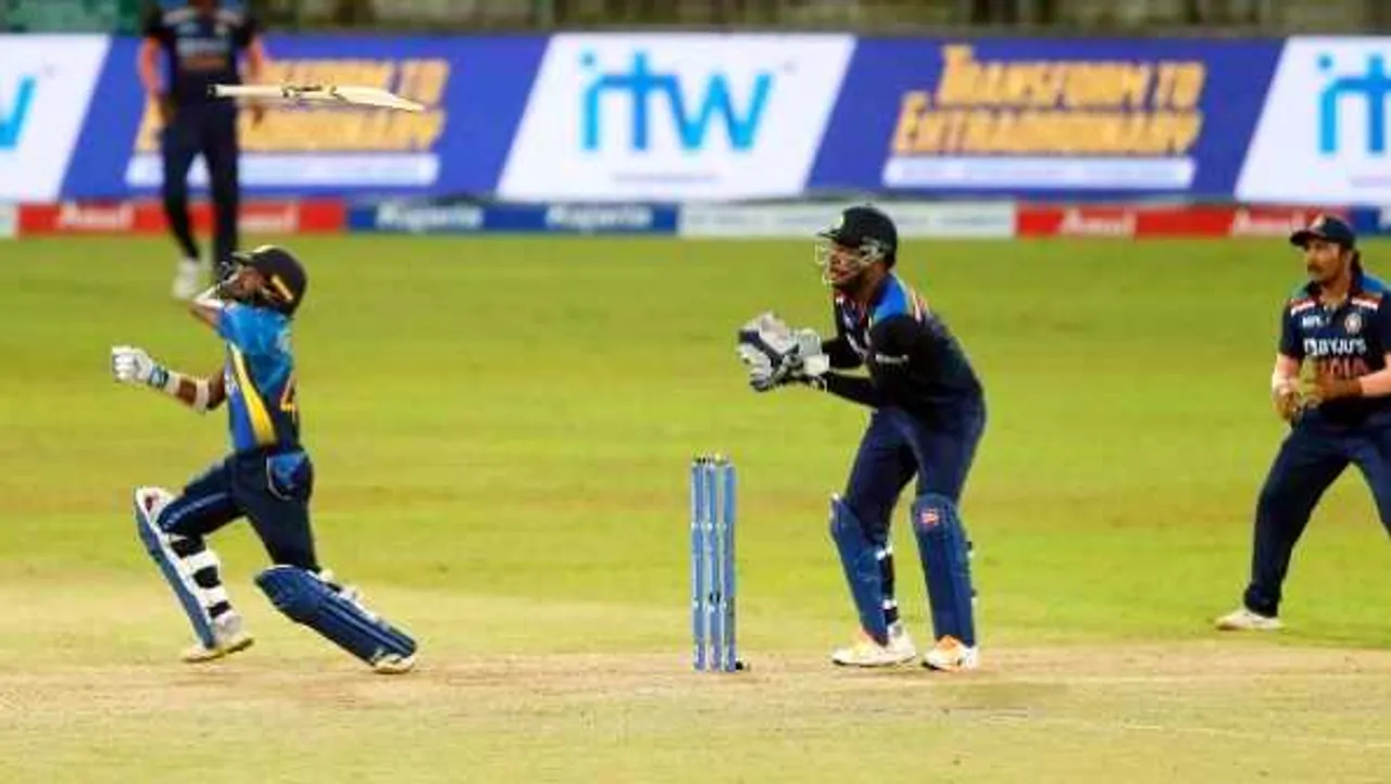 IND vs SL: आखिरी वनडे में भारत हारा, टीम इंडिया का 2-1 से सीरीज पर कब्जा 
