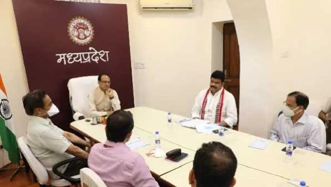 MP: बाढ़ प्रभावित इलाकों के दौरे के बाद केंद्रीय दल की सीएम के साथ बैठक, नुकसान का सर्वे
