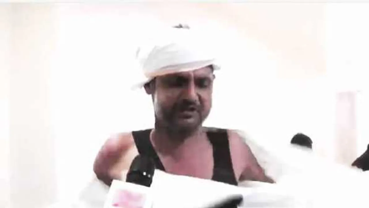 श्योपुर MLA ने विधानसभा में फाड़ा कुर्ता: बोले- बाढ़ से जनता के तन पर कपड़े नहीं, मैं कैसे पहनूं

