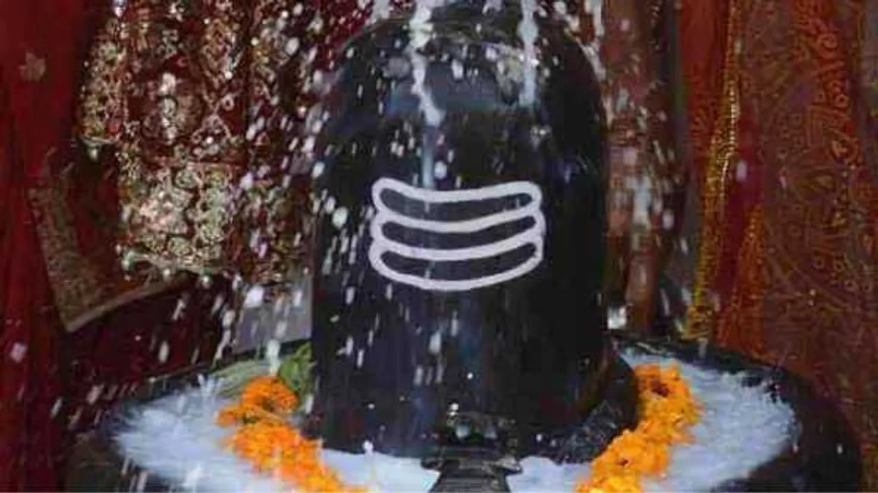 
सावन का दूसरा सोमवार: नवमी,कृत्तिका नक्षत्र और बुधादित्य योग, भगवान शिव को प्रसन्न करने के लिए करें ये काम
