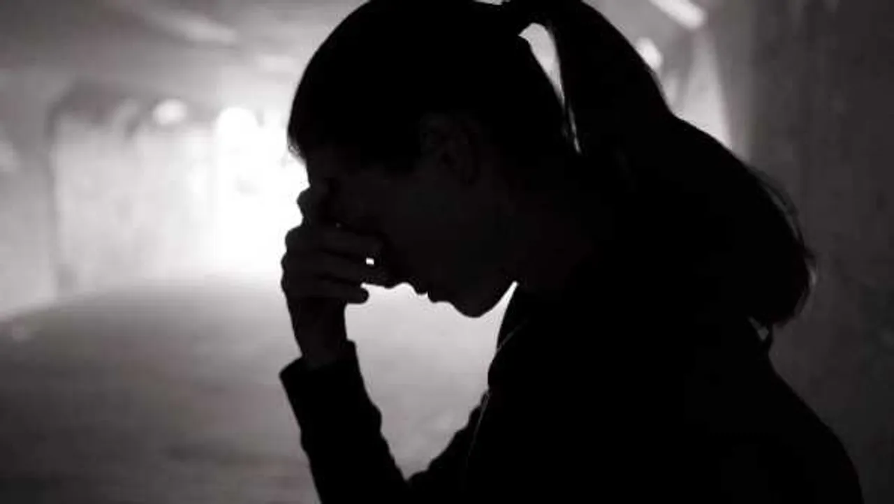 MP में असुरक्षित महिलाएं: 12वीं की छात्रा ने जान दी, आरोपी शारीरिक संबंध बनाने को कहते थे