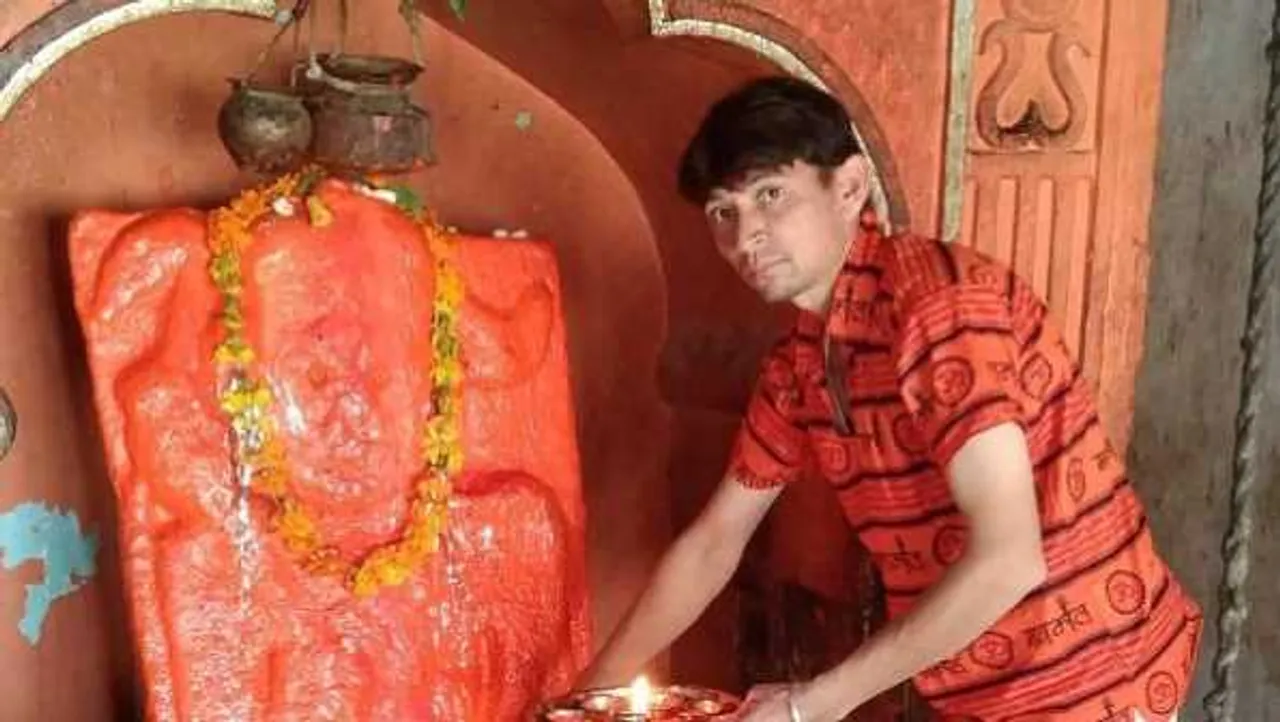 MP: नियुक्ति नहीं मिलने पर 5वीं रैंक के चयनित शिक्षक ने किया सुसाइड, बेटे ने भी जहर पिया