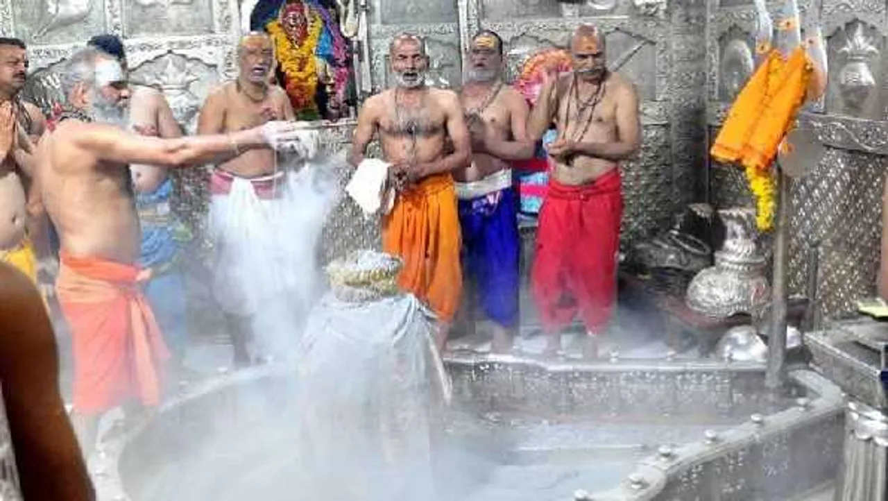 महाकाल का दरबार: भस्मारती में अगले सप्ताह से मिलेगा प्रवेश, ऑनलाइन करानी होगी बुकिंग 