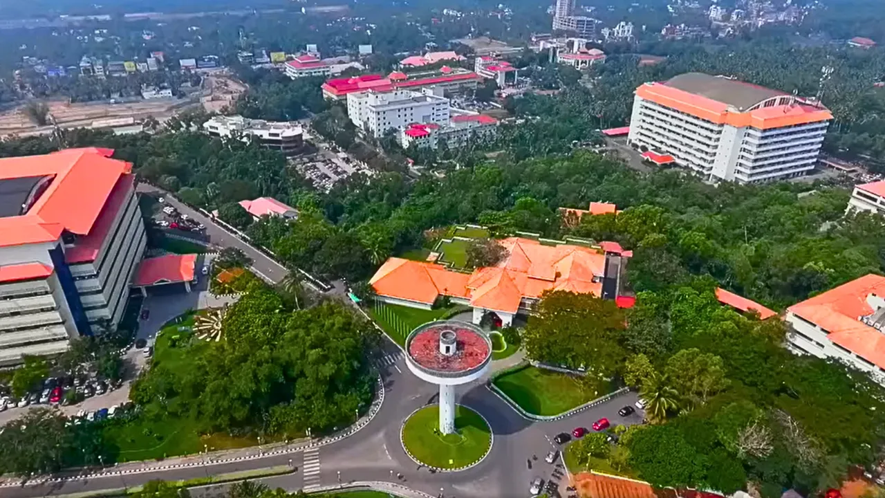 Kerala to allow liquor service in IT parks