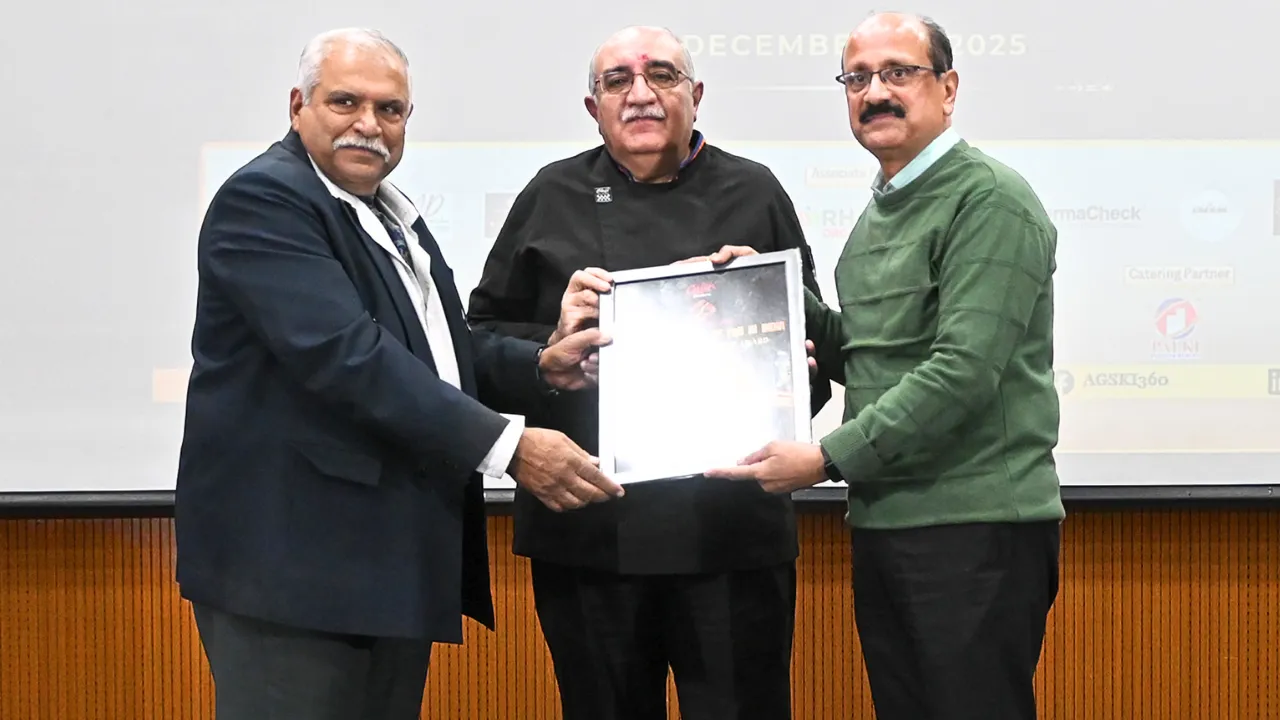 Chef Vivek Saggar receives Lifetime Achievement Award