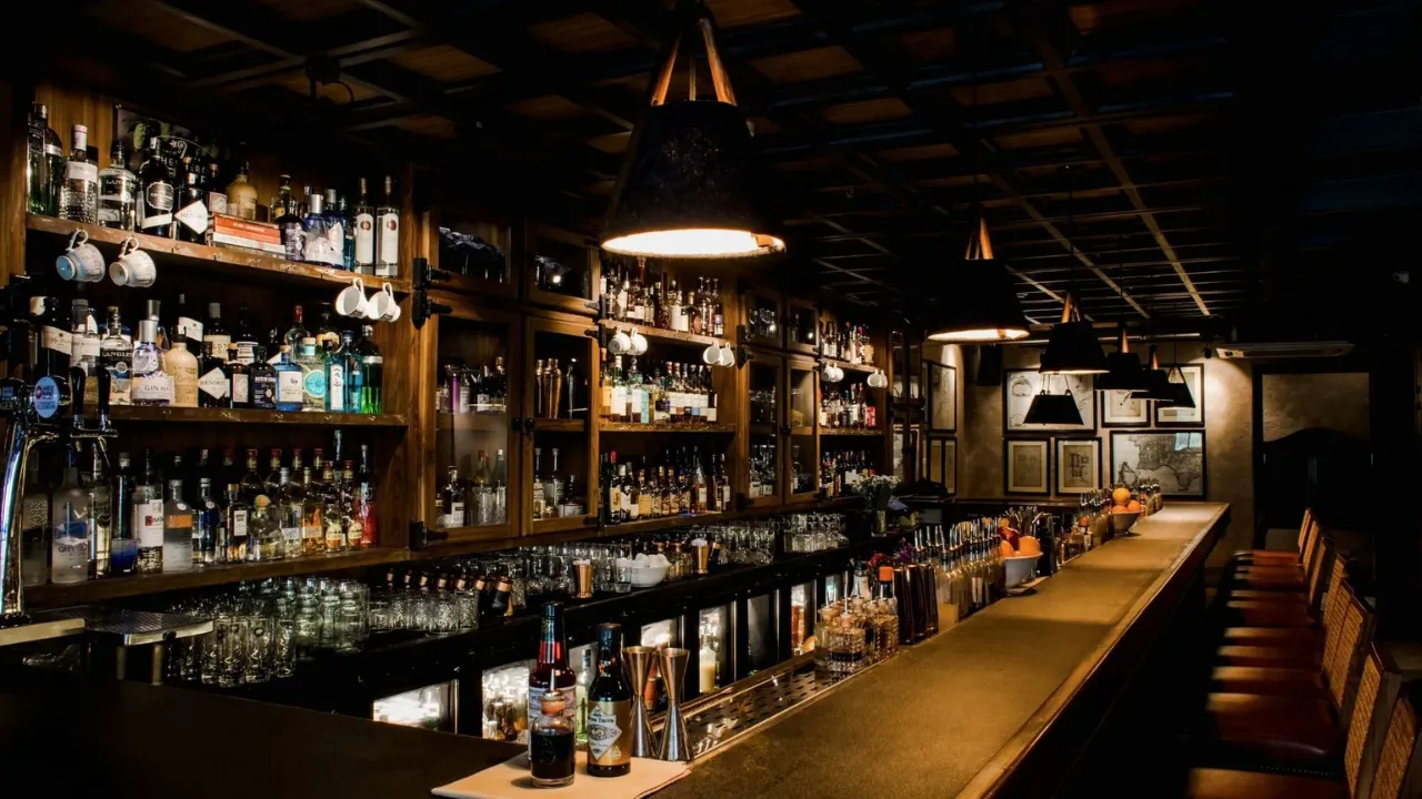 Fire safety measures for liquor serving outlets mandatory