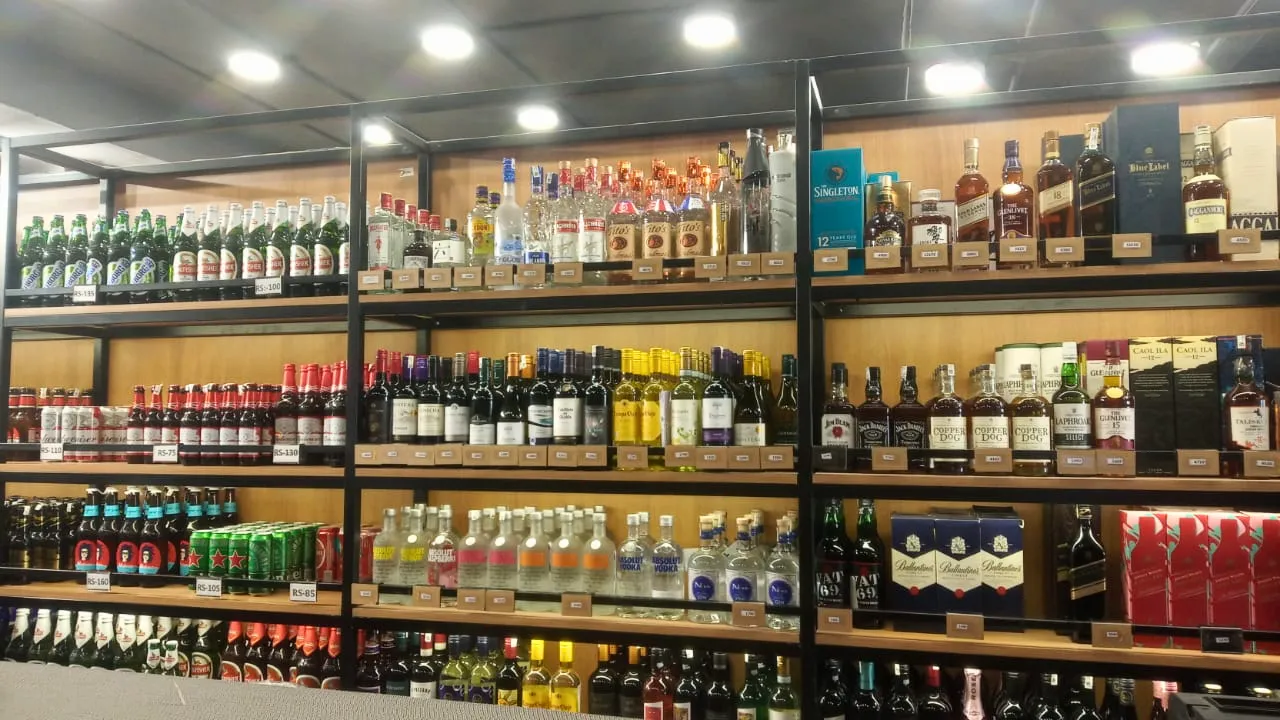 Punjab limits IMFL purchase for liquor retailers