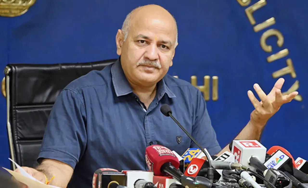 Sisodia moves bail pleas before Delhi HC