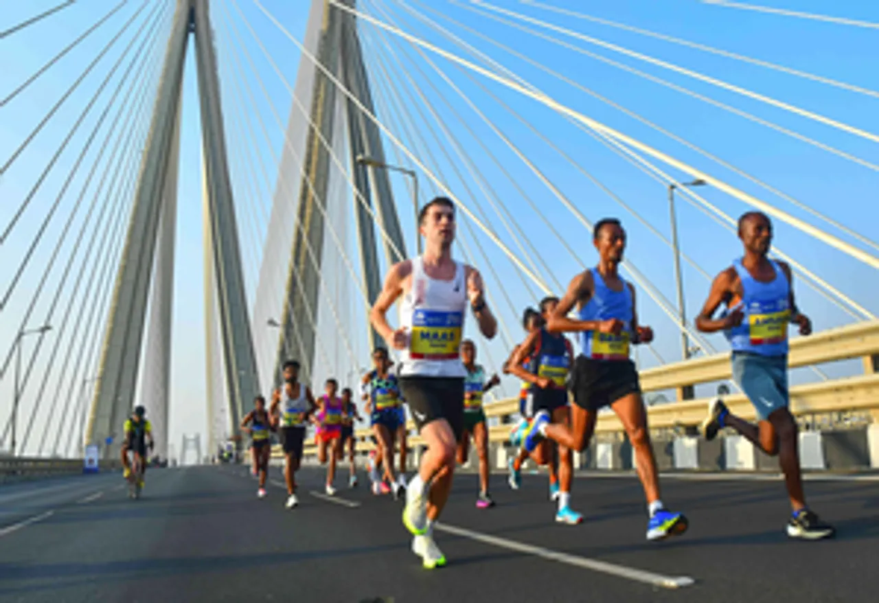 Mumbai: Participants run during the Mumbai Marathon 2024