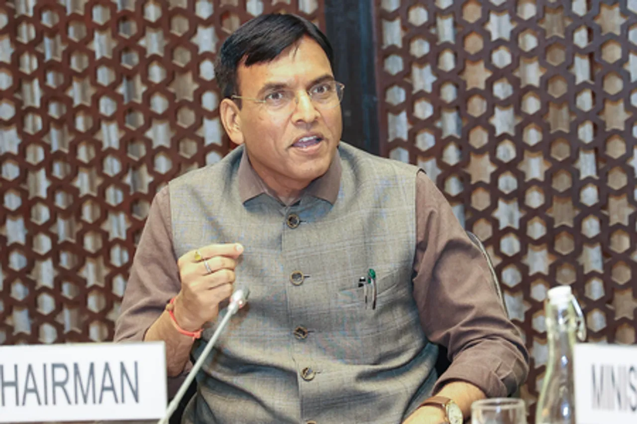 New Delhi: Dr Mansukh Mandaviya Chairs Meet on Khelo Bharat Niti-2025