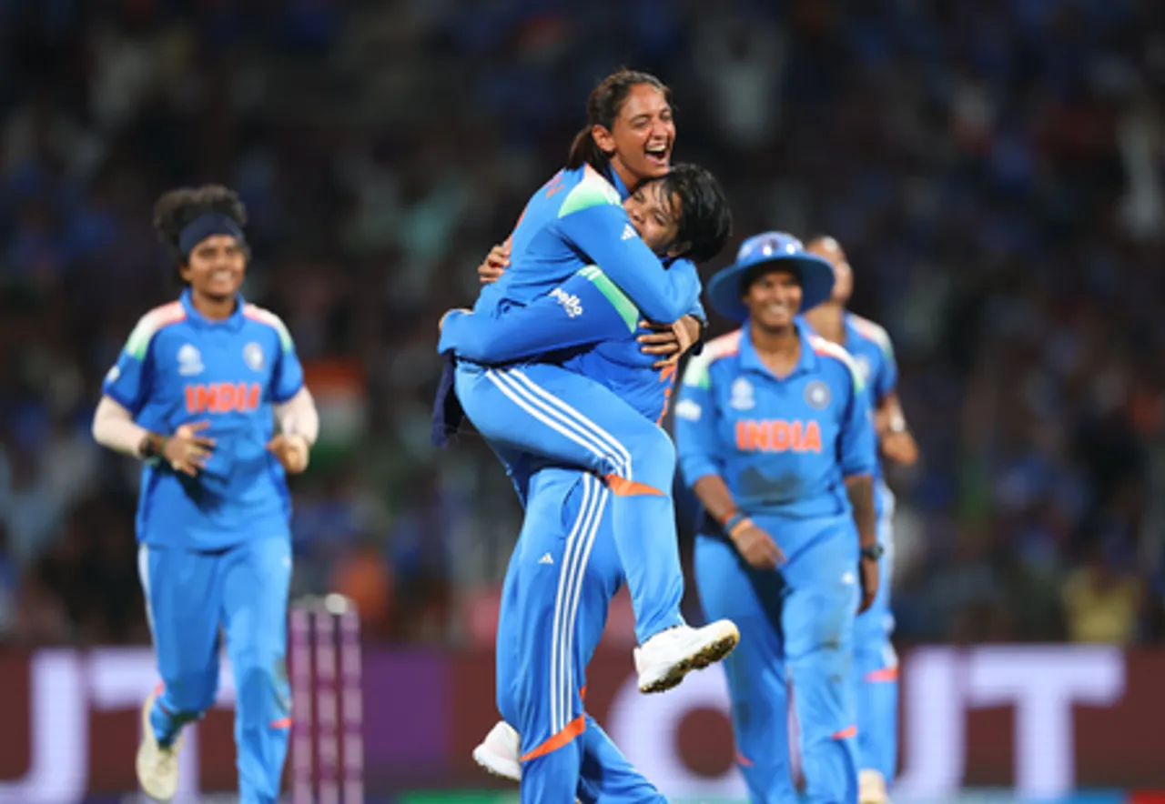 Union Ministers hail ‘Women in Blue’ for scripting history in Indian cricket