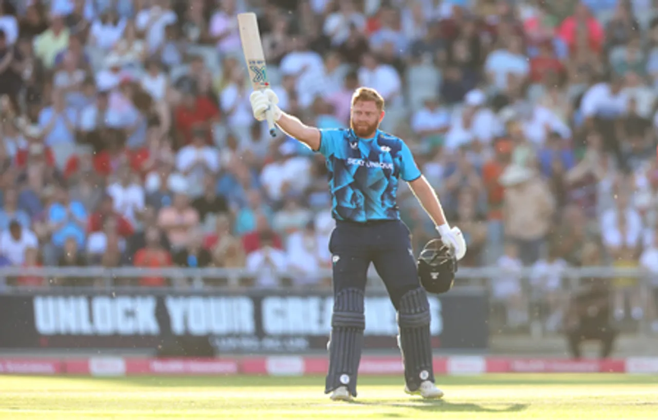 Jonny Bairstow signs three-year extension with Yorkshire