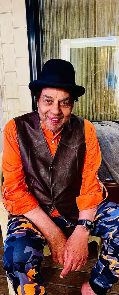 Virat Kohli, Gautam Gambhir join members of cricket fraternity, condole actor Dharmendra’s demise