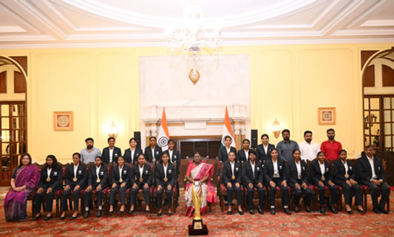 ‘Their success would inspire others’: President Murmu felicitates World Cup-winning Indian women’s blind cricket team (Credit: X/President of India)