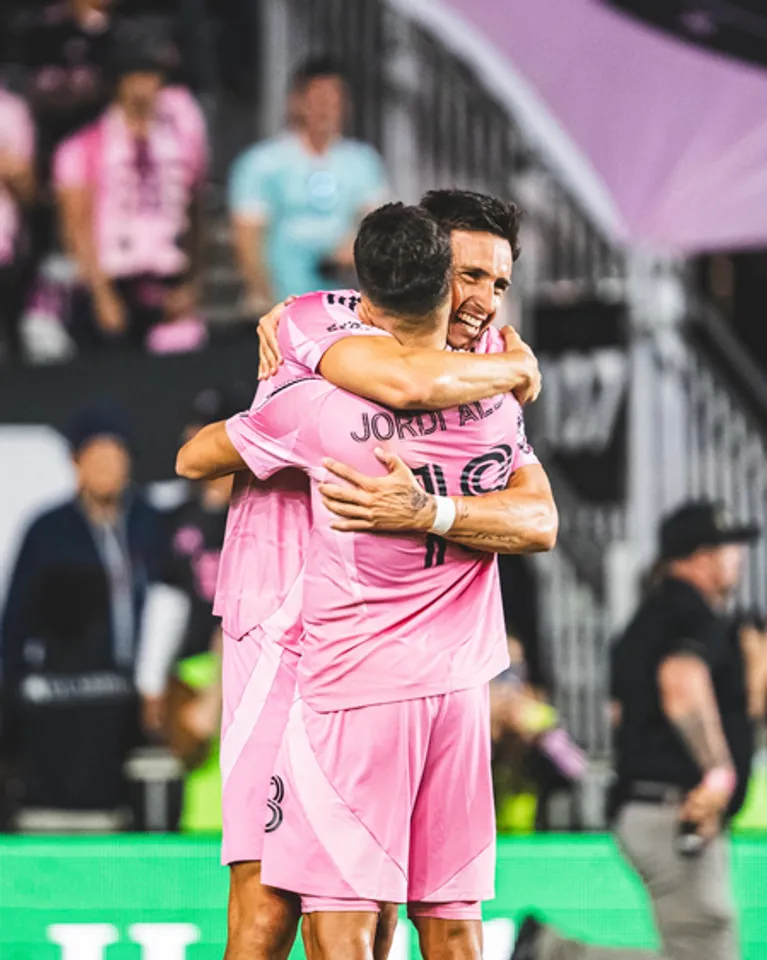 Inter Miami CF lift Eastern Conference trophy, advance to MLS Cup for the first time