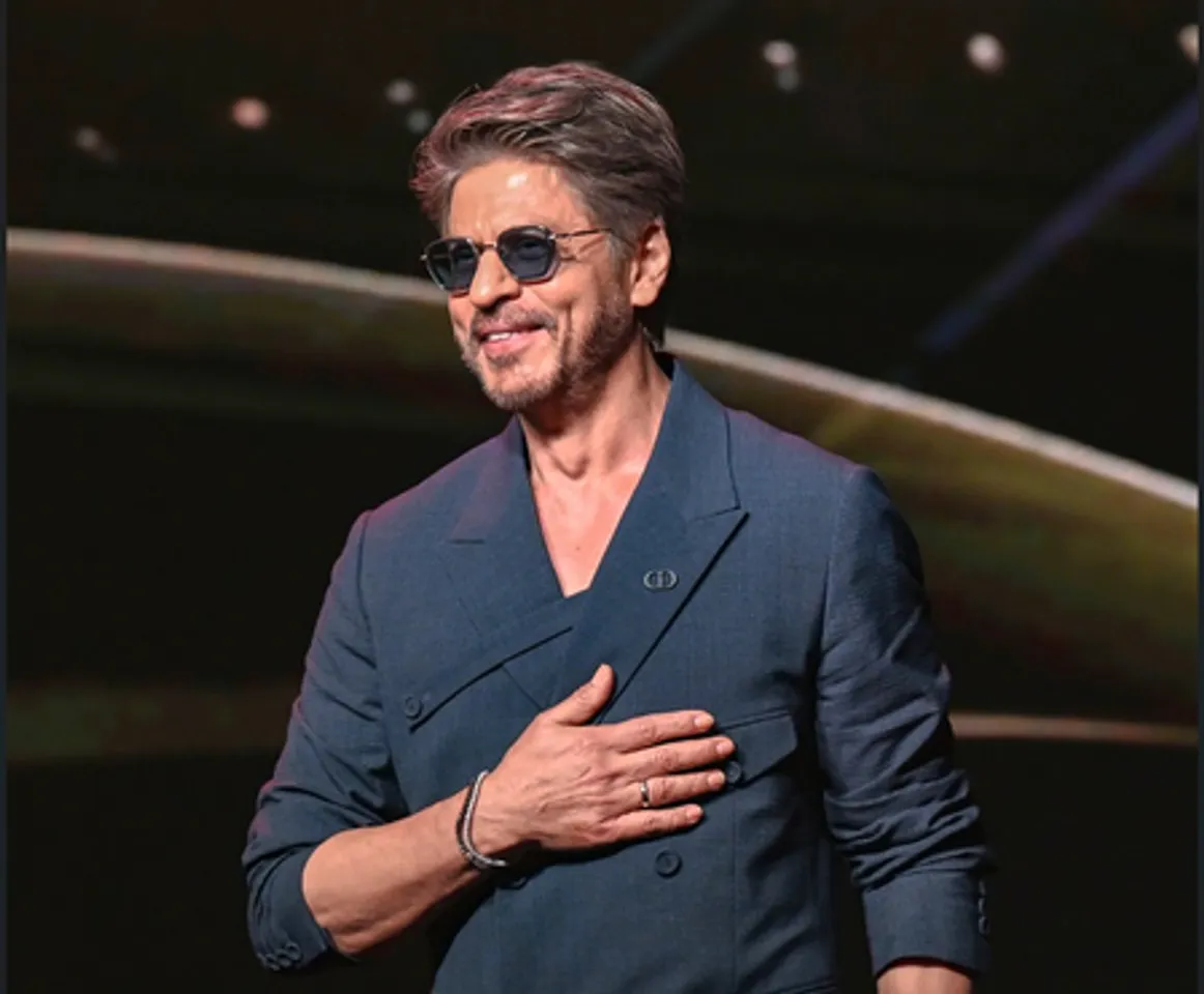 Shah Rukh Khan thanks his 'Knight in shining armour' Andre Russell as he takes on a new role in KKR