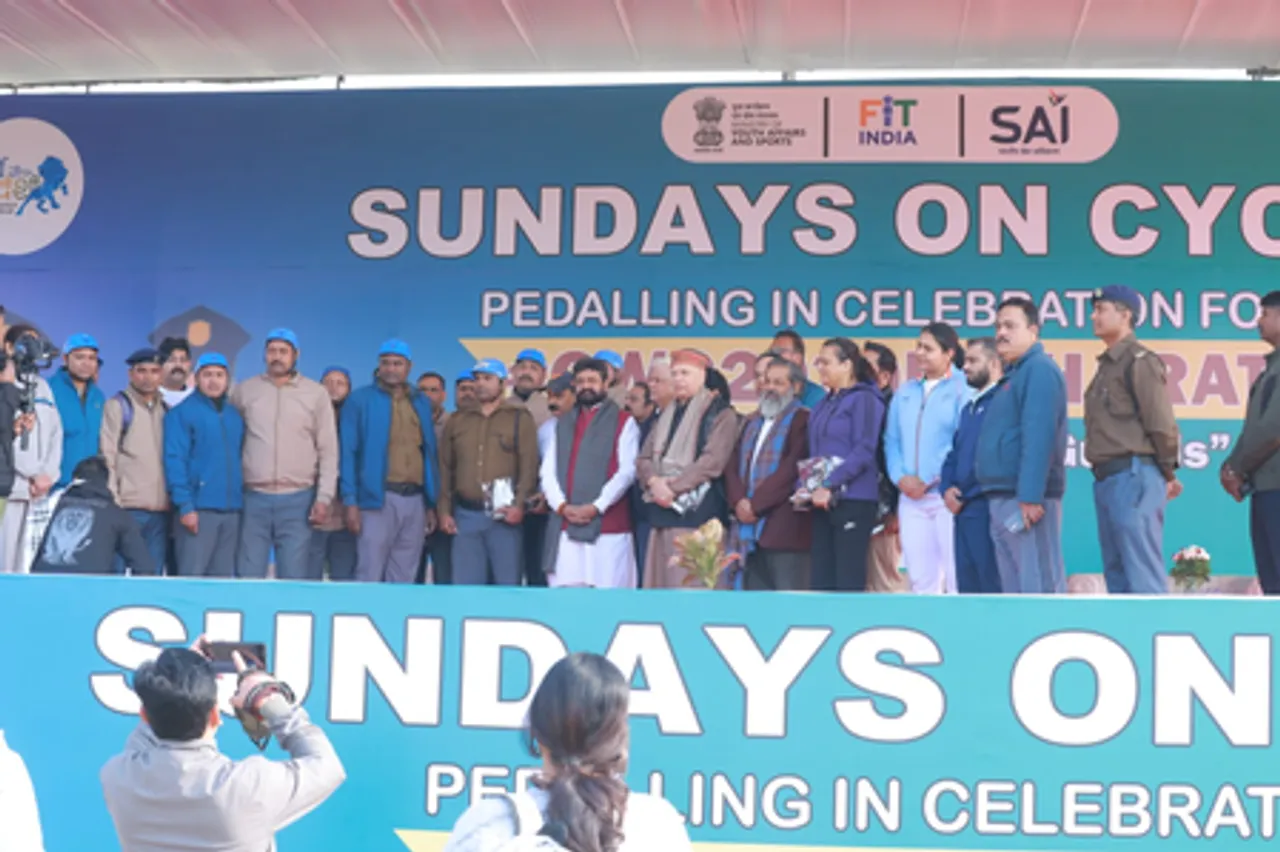 Fit India Sundays on Cycle celebrates India’s CWG 2030 hosting rights, contribution of private security guards