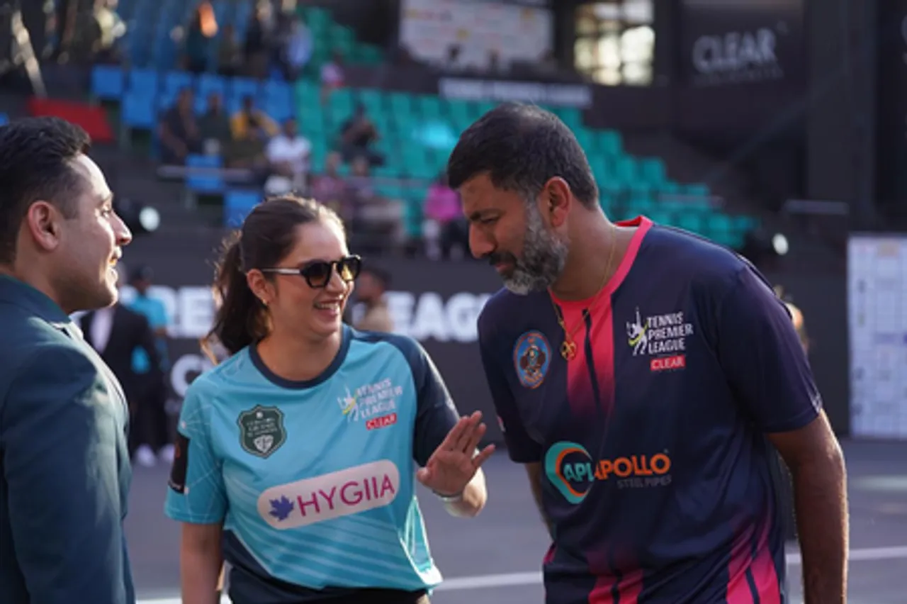 Sania, Bopanna take to court for exhibition match on opening day of Tennis Premier League 7