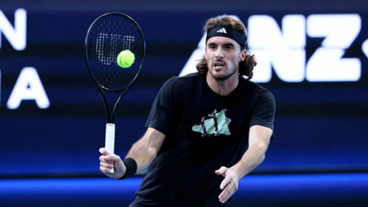 Stefanos Tsitsipas reveals contemplating retirement during injury-hit 2025 season. Photo credit: ATP Tour