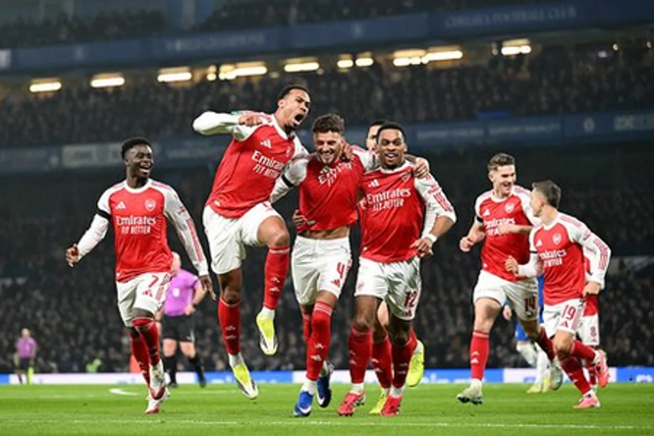 Arsenal edge thriller to take narrow Semi-Final lead over Chelsea