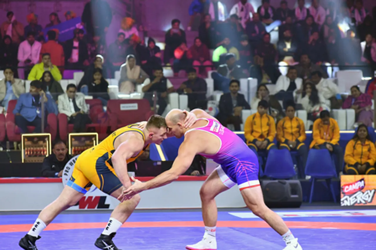 Maharashtra Kesari ensure first win with dominant start against Tigers of Mumbai Dangals in Match 6 of the Pro Wrestling League (PWL) 2026 at the Noida Indoor Stadium in Noida on Sunday.  Photo credit: PWL 2026