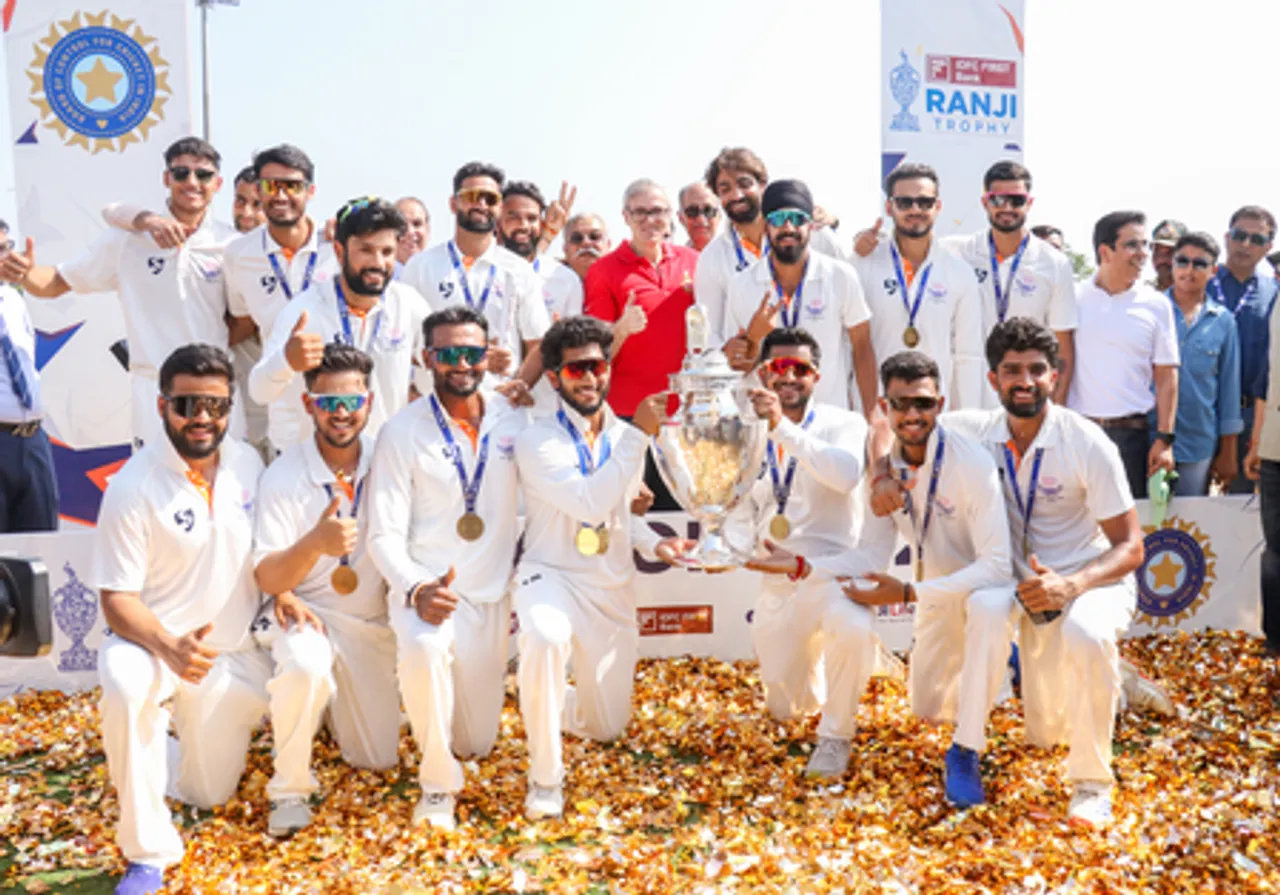 Omar Abdullah attends Ranji Trophy Final in Hubballi