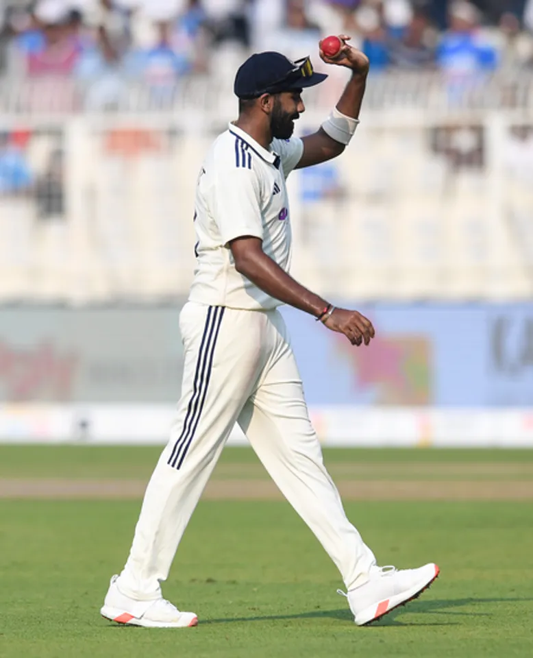 Kolkata: Day 1 of the First Test Match Between India and South Africa