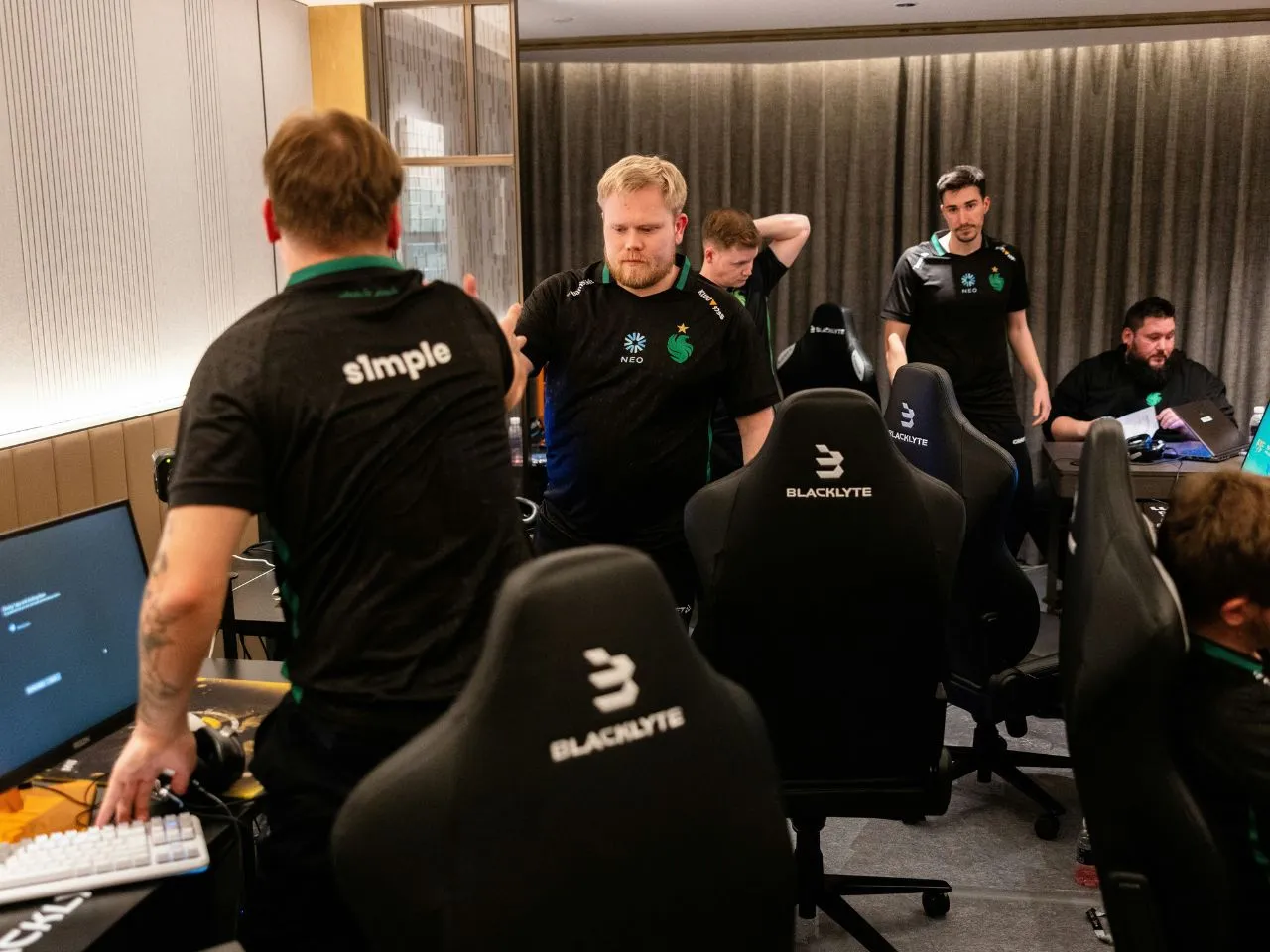 s1mple Team Falcons