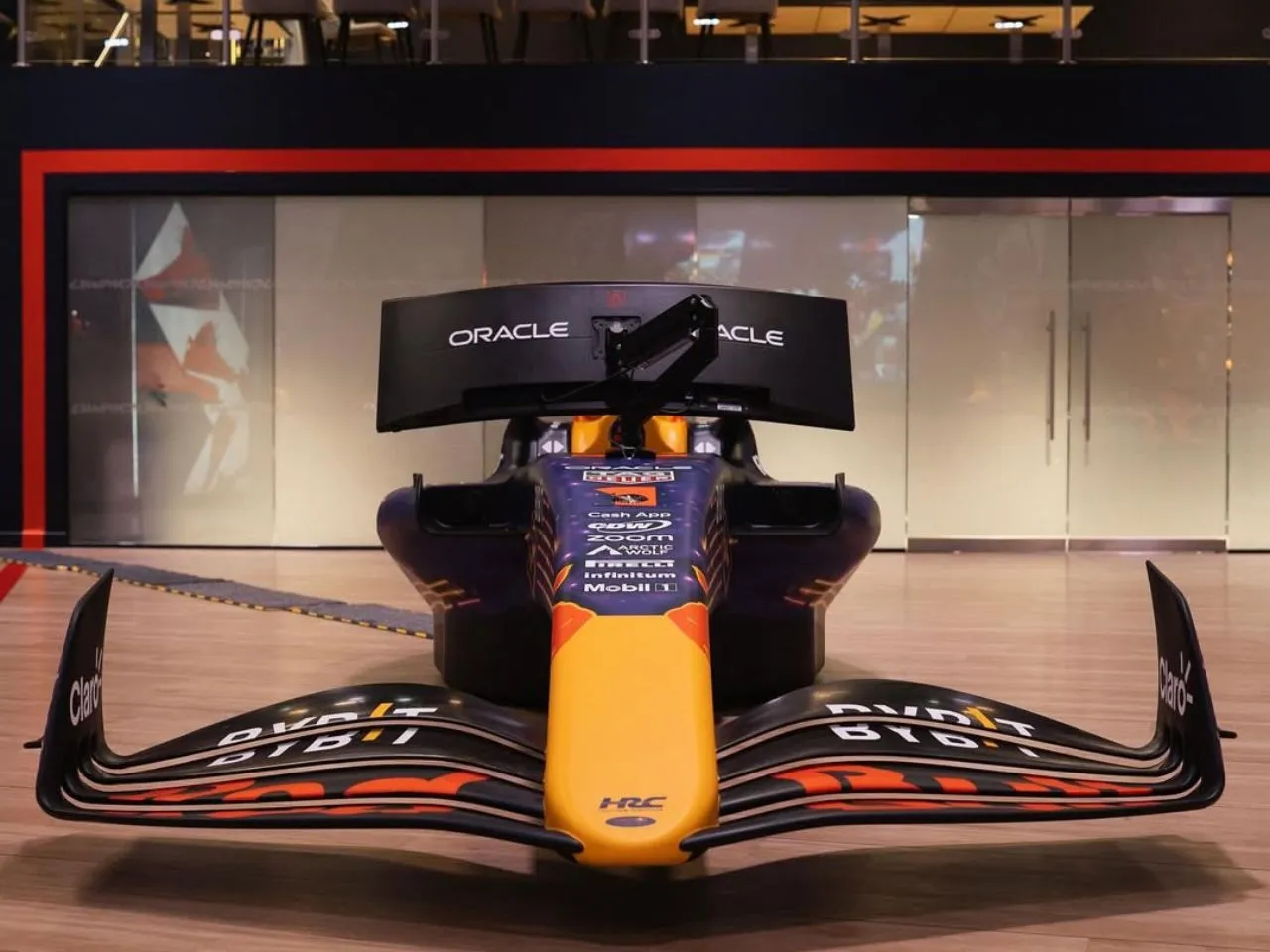Red BUll RB19 sim