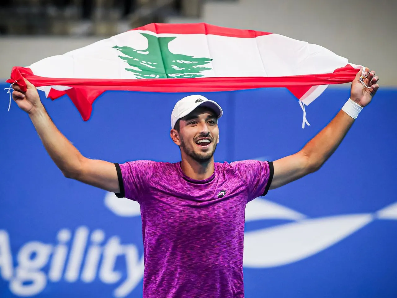 WATCH: World No.219 Hady Habib proudly waves Lebanon Flag after becoming first from his country to win a Grand Slam match at Australian Open 2025