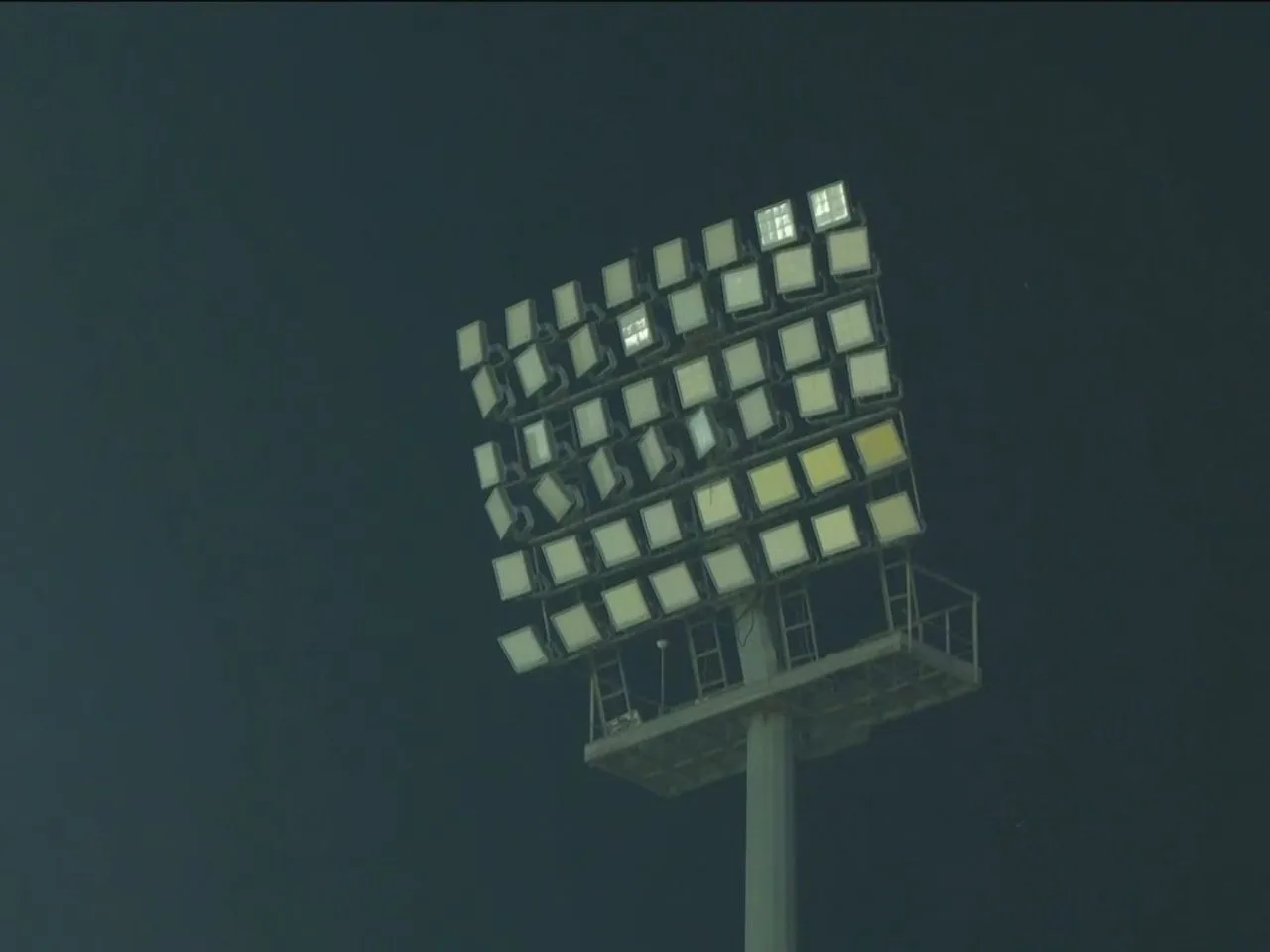 Angry fans slam BCCI after Floodlight failure in Cuttack during IND vs ENG ODI